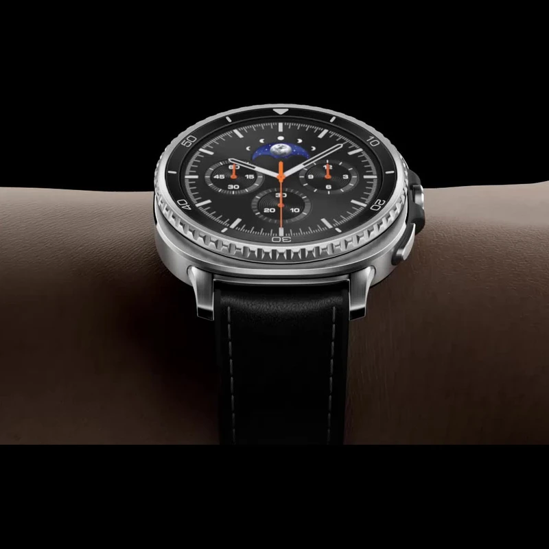 ساعت هوشمند 46 میلی متری سامسونگ مدل Galaxy Watch 8 Classic با بند چرمی