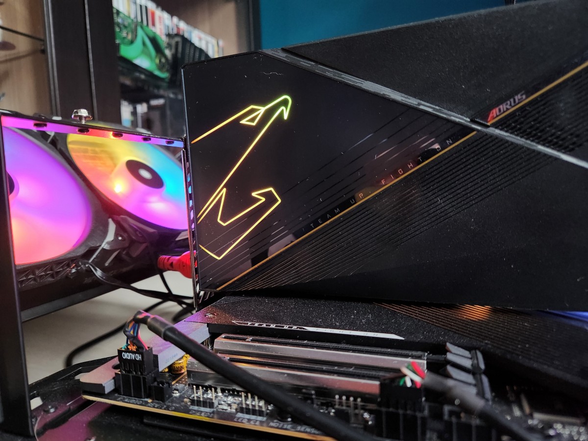 کارت گرافیک گیگابایت Gigabyte AORUS GeForce RTX 4080 16GB GDDR6X XTREME WATERFORCE